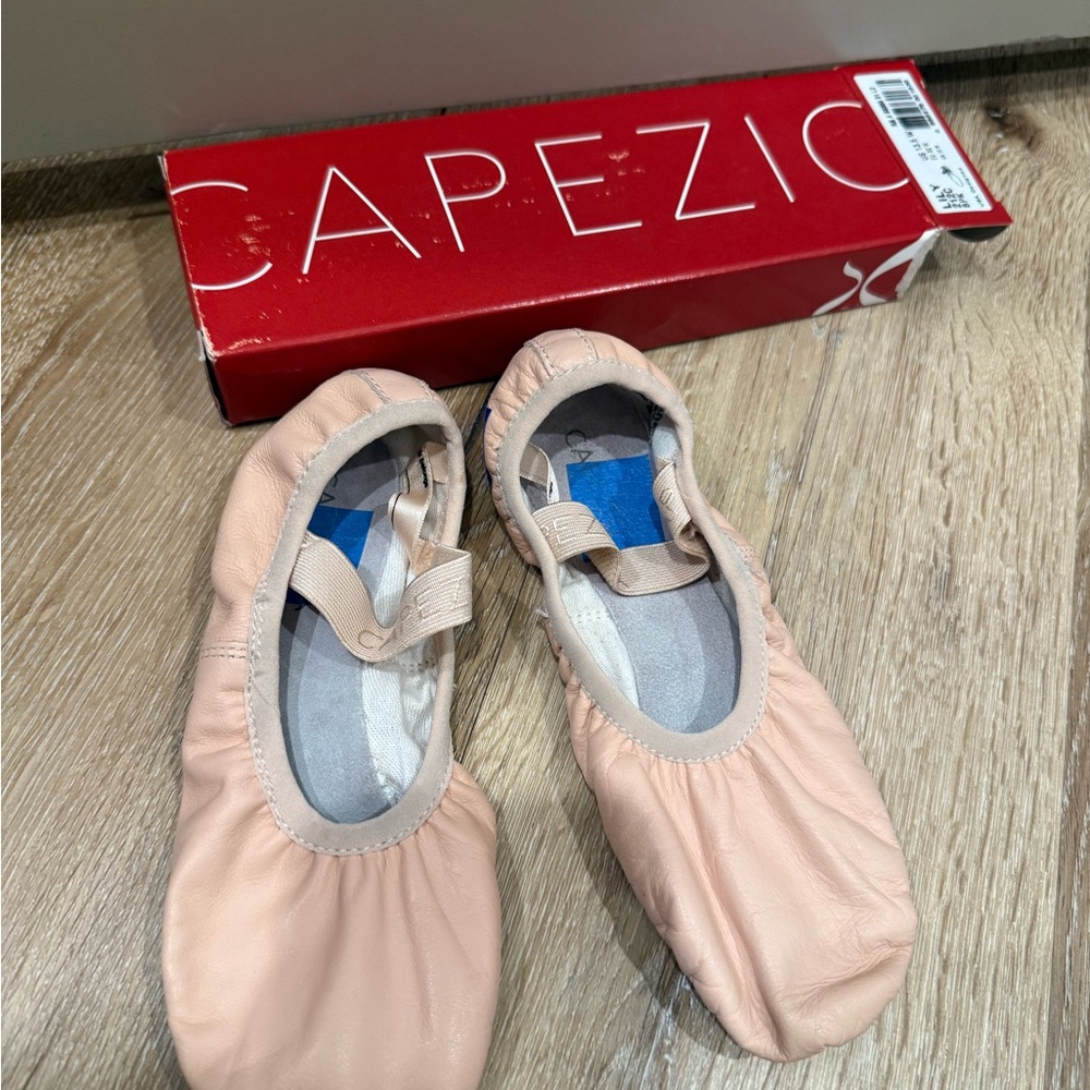 Capezio Kids Dance Shoes - Light Pink